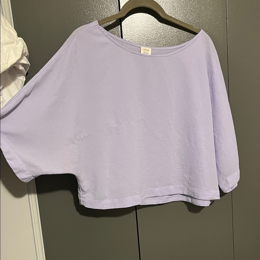 Lavender Aritzia Wilfred cropped blouse